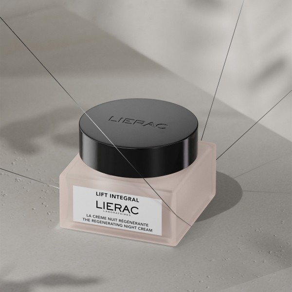 CREMA REGENERADORA DE NOCHE RECARGA 2